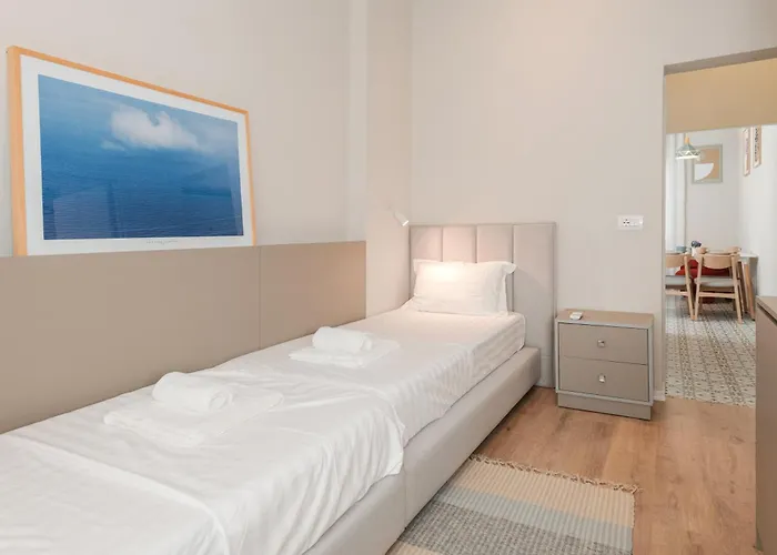 Apartment Downtown Delux Shallvaret