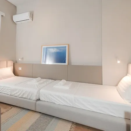 Apartmán Downtown Delux Shallvaret