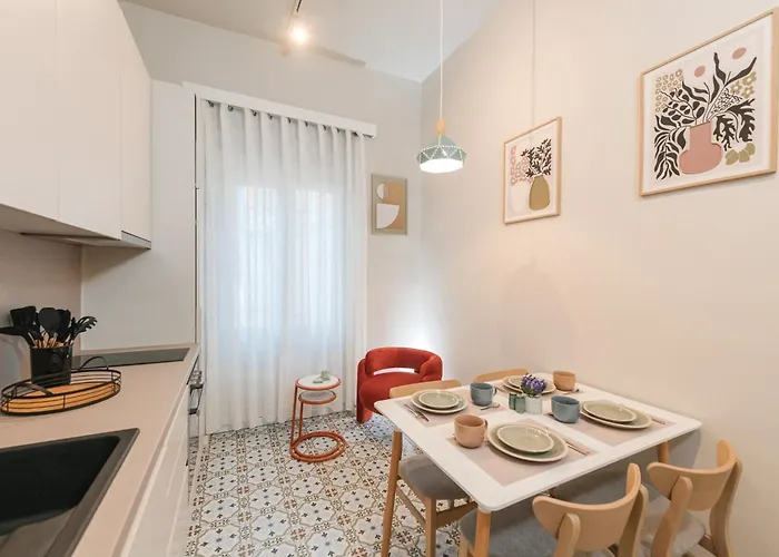 Downtown Delux Shallvaret