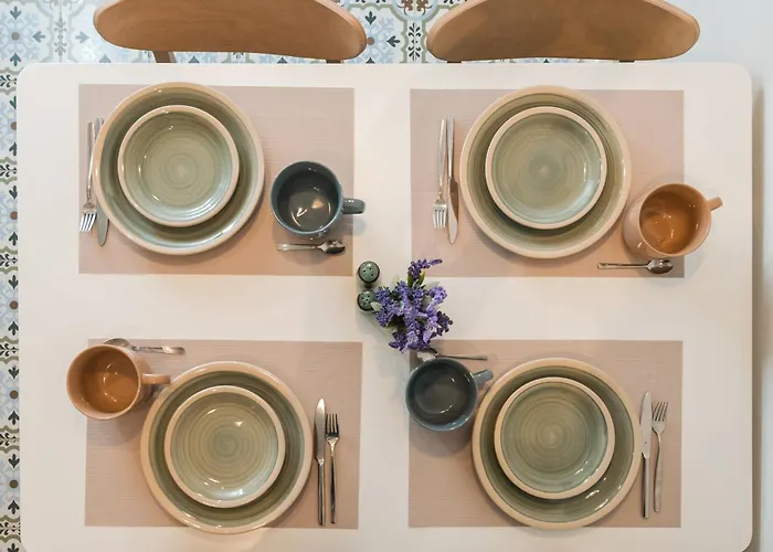 Downtown Delux Shallvaret 公寓 地拉那